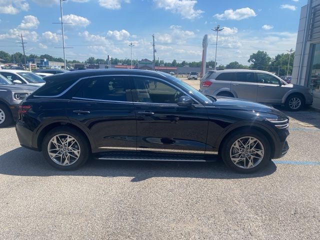 Used 2025 Genesis GV70 2.5T w/ Select Package AWD/4WD image 7