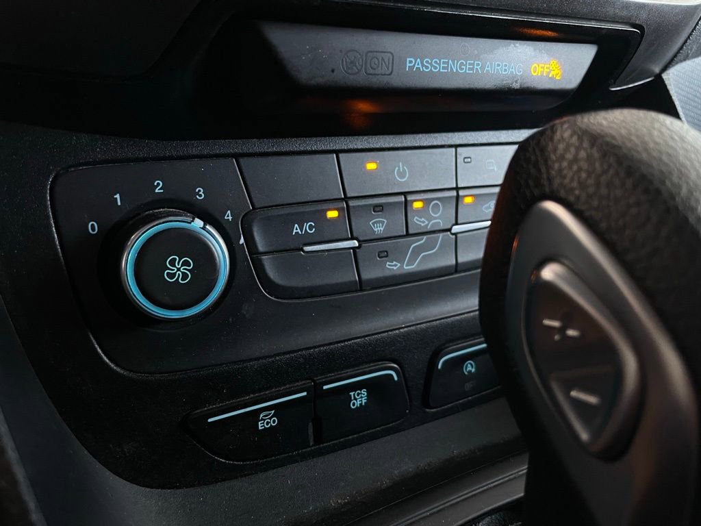 Used 2020 Ford Transit Connect XL image 35