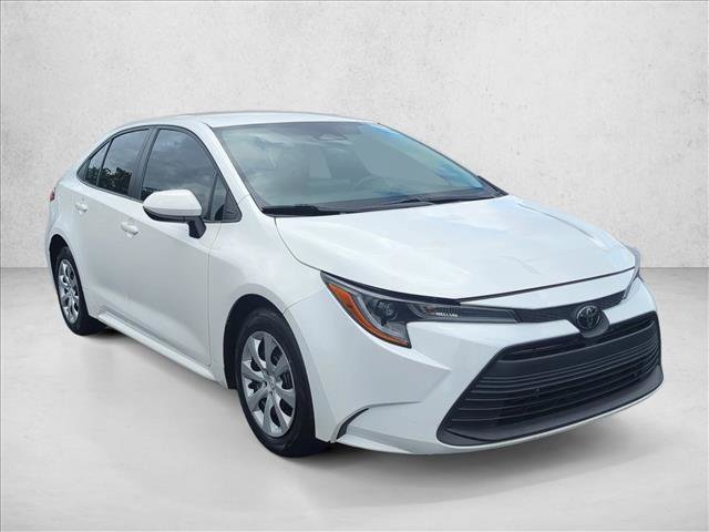 Used 2024 Toyota Corolla LE FWD video 3