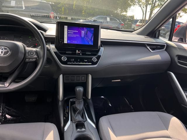 Used 2024 Toyota Corolla Cross AWD Hybrid image 20