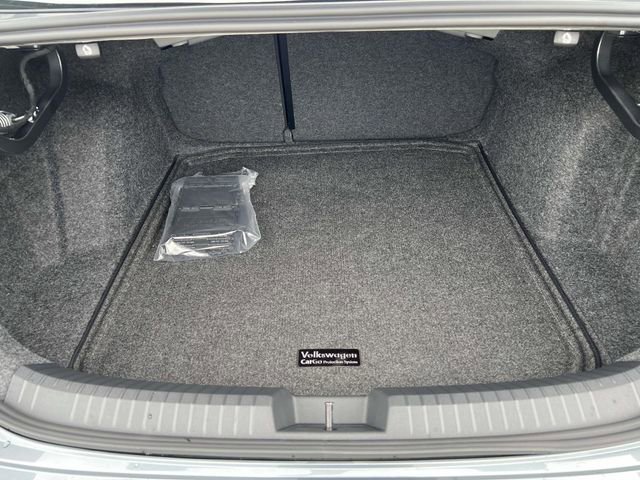 New 2026 Volkswagen Jetta SE image 24