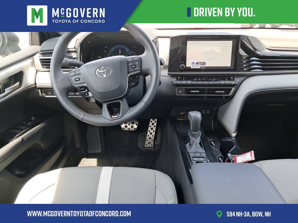 Used 2025 Toyota Camry SE w/ Convenience Package FWD image 21