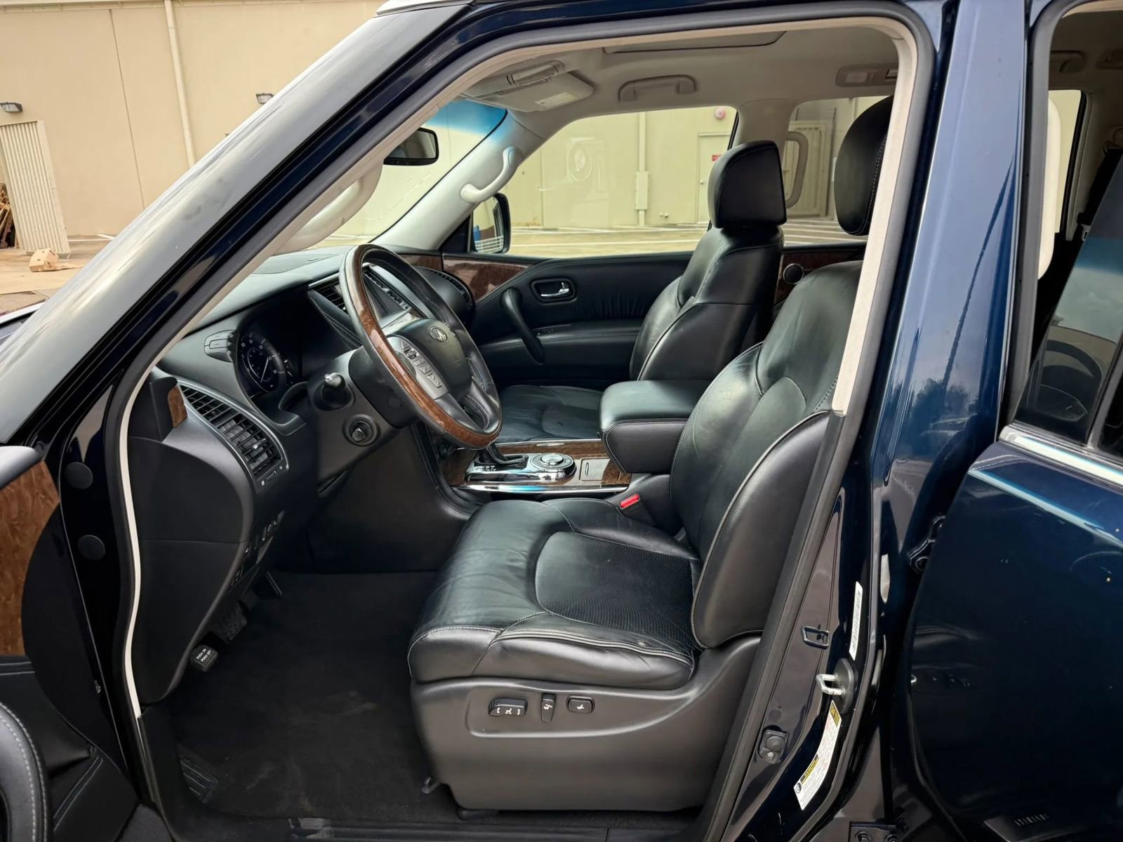 Used 2015 INFINITI QX80 2WD w/ 22" Wheel Package image 12