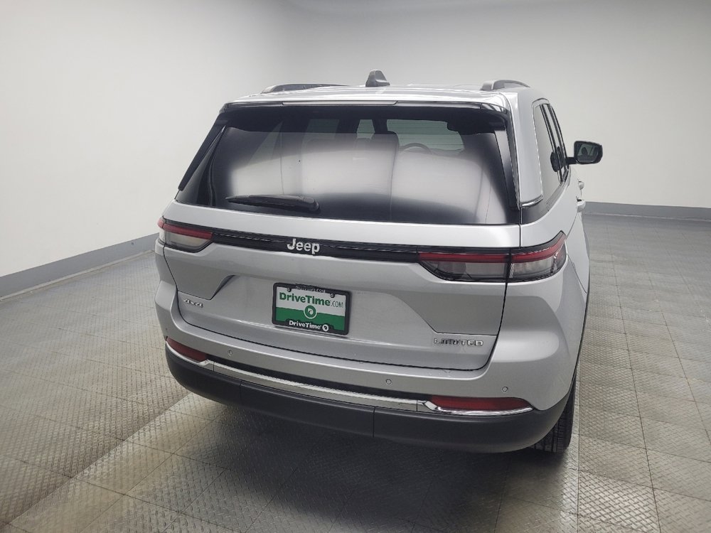 Used 2022 Jeep Grand Cherokee Limited image 7