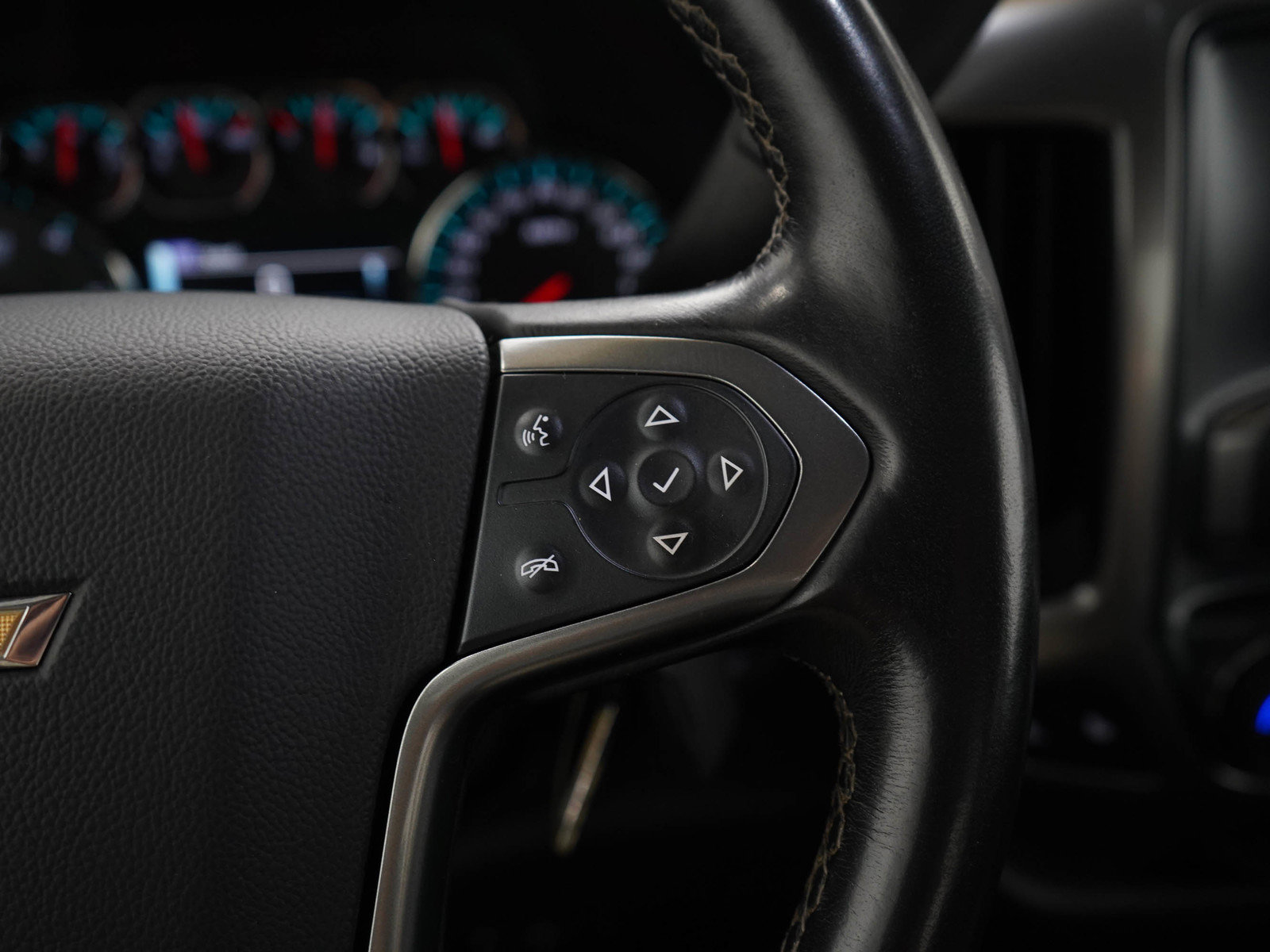 Used 2015 Chevrolet Silverado 1500 LT w/ All Star Edition AWD/4WD image 25