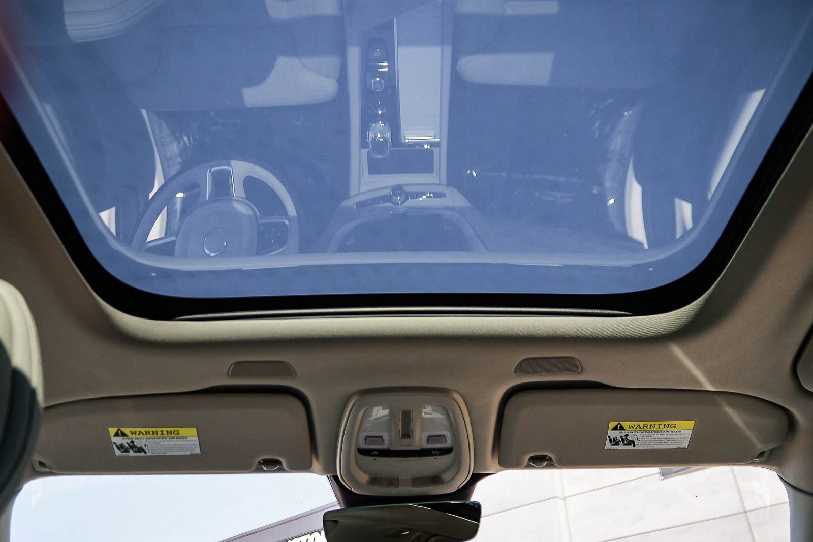 Used 2026 Volvo XC60 B5 Ultra w/ Protection Package Premier image 18