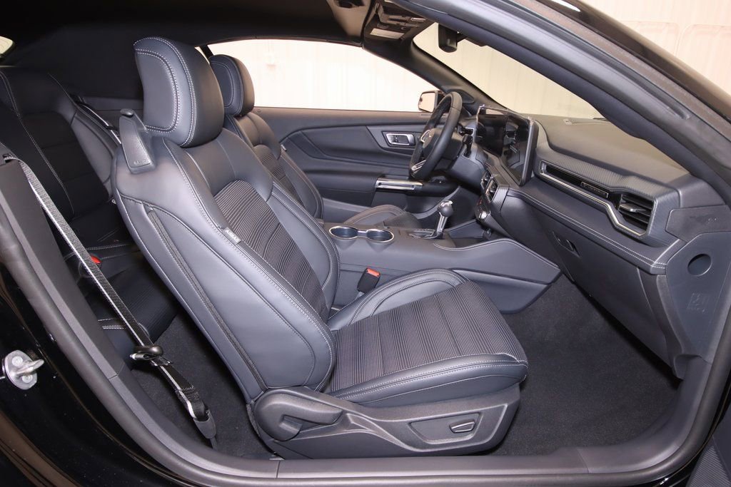 New 2025 Ford Mustang Premium image 14