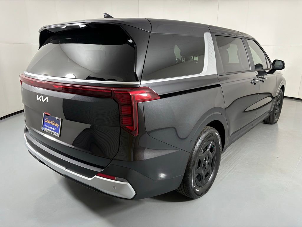 New 2026 Kia Carnival image 8
