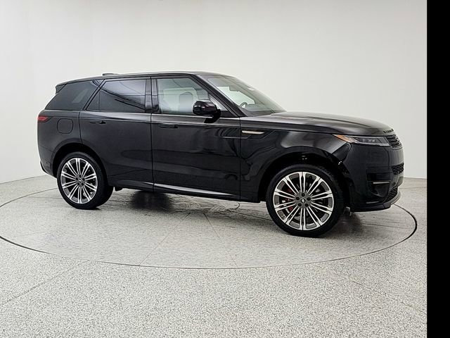 Certified 2024 Land Rover Range Rover Sport Dynamic SE image 3