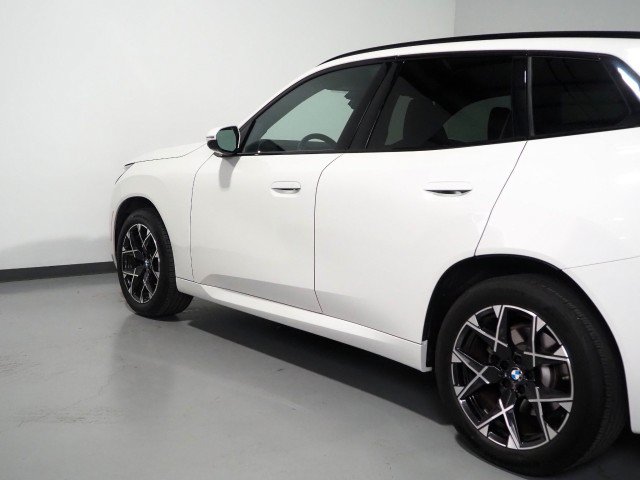 Used 2025 BMW X3 xDrive30 AWD/4WD image 68