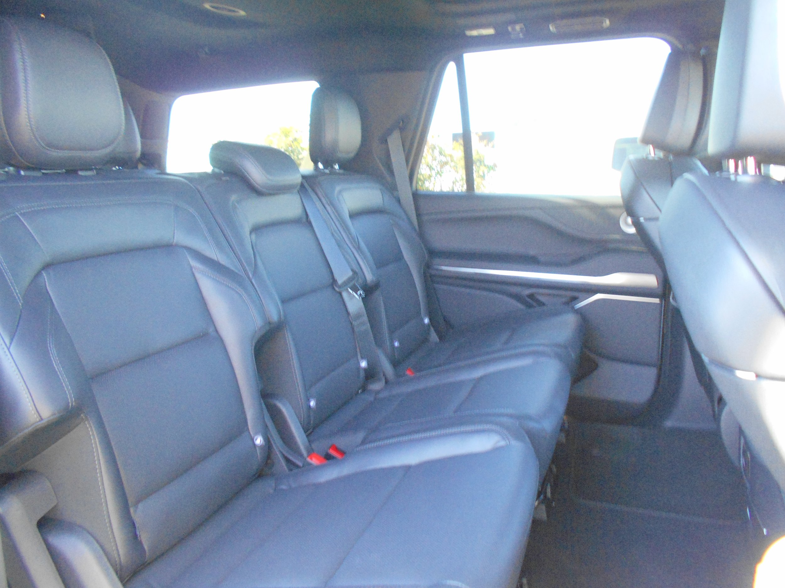 Used 2026 Lincoln Navigator Reserve w/ Jet Appearance Package AWD/4WD image 13