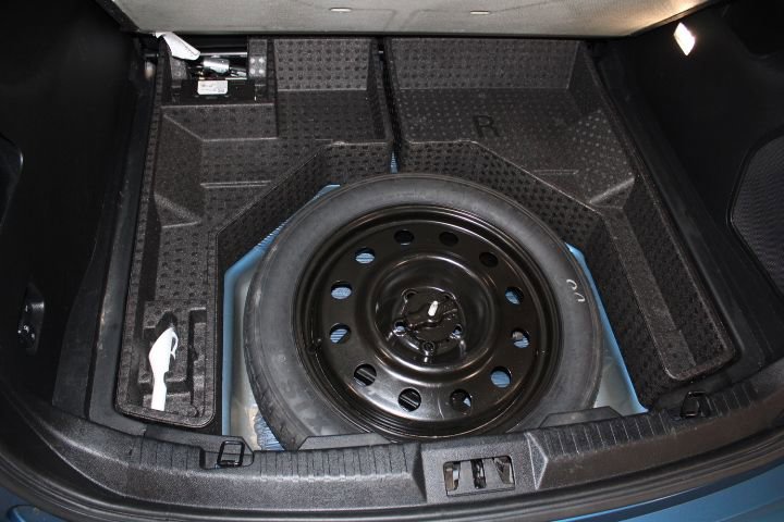 Used 2020 Ford Edge ST w/ Cold Weather Package image 42