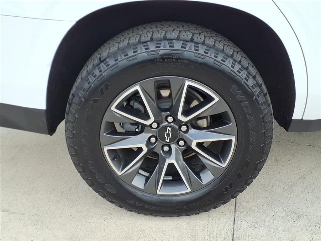 Used 2022 Chevrolet Tahoe Z71 image 13