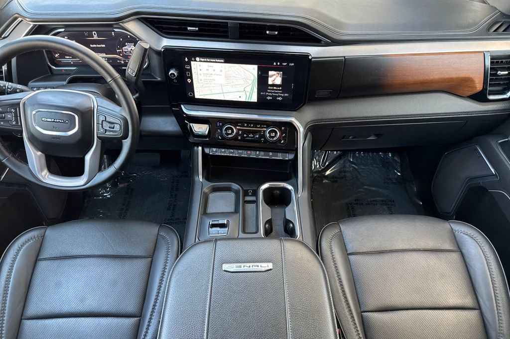 Used 2025 GMC Sierra 2500 Denali w/ Max Trailering Package AWD/4WD image 5