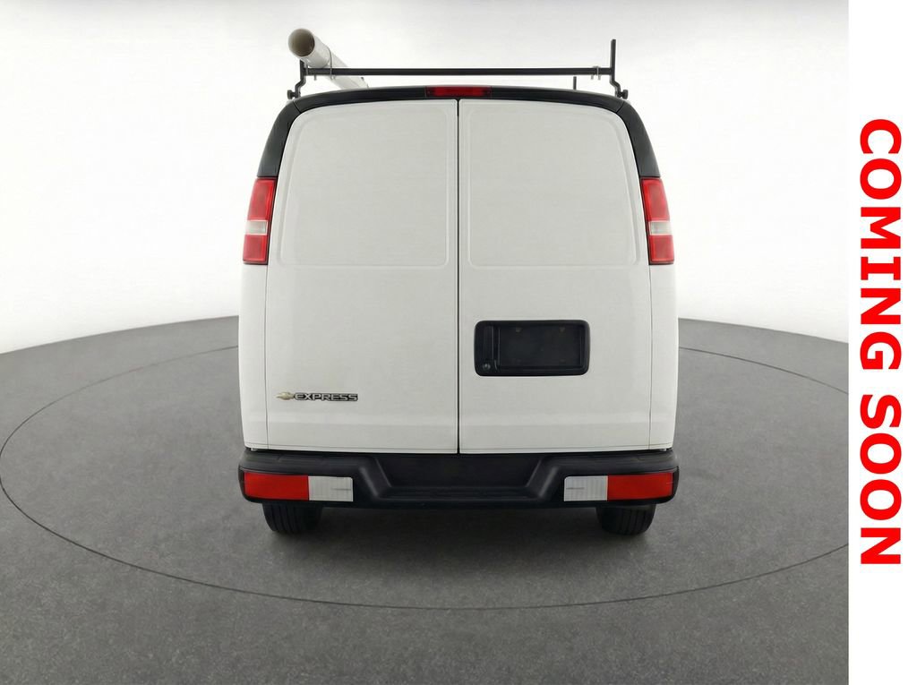 Used 2016 Chevrolet Express 2500 image 9