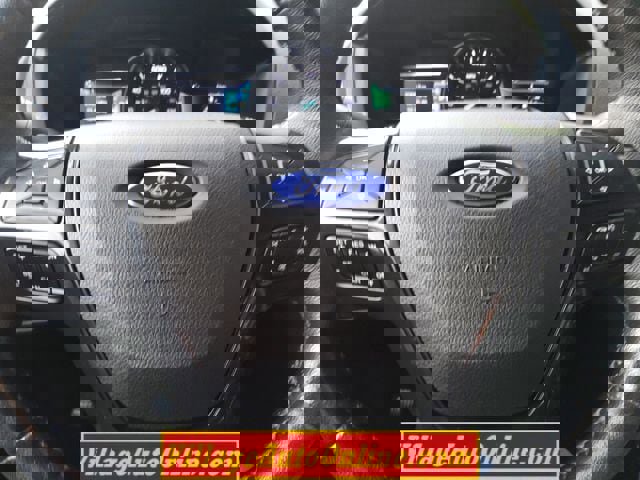 Used 2017 Ford Explorer XLT w/ Equipment Group 202A image 35