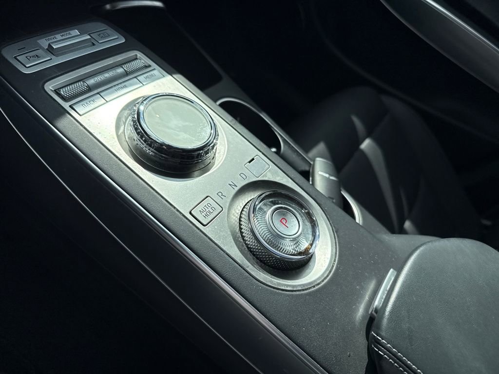 Used 2022 Genesis GV70 2.5T w/ Select Package image 24