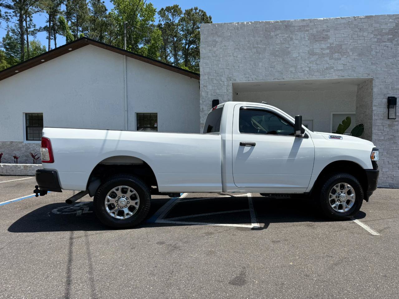 Used 2019 RAM 2500 Tradesman AWD/4WD image 17