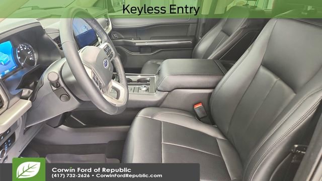 Used 2024 Ford Expedition XLT image 13