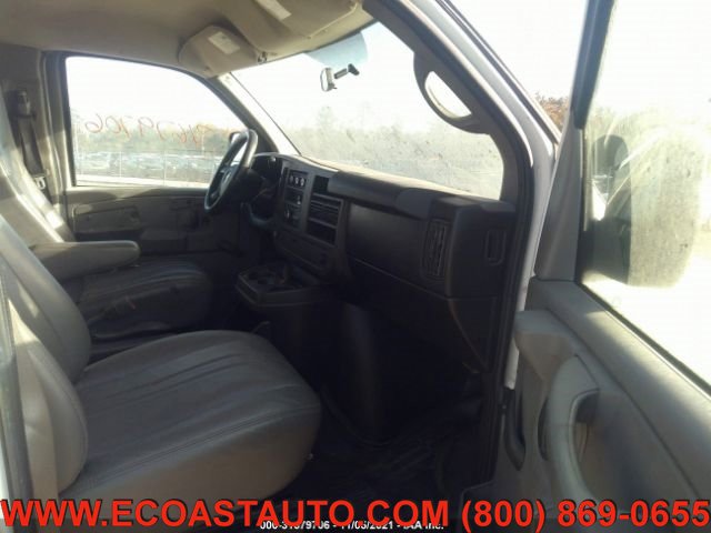 Used 2011 Chevrolet Express 1500 image 7