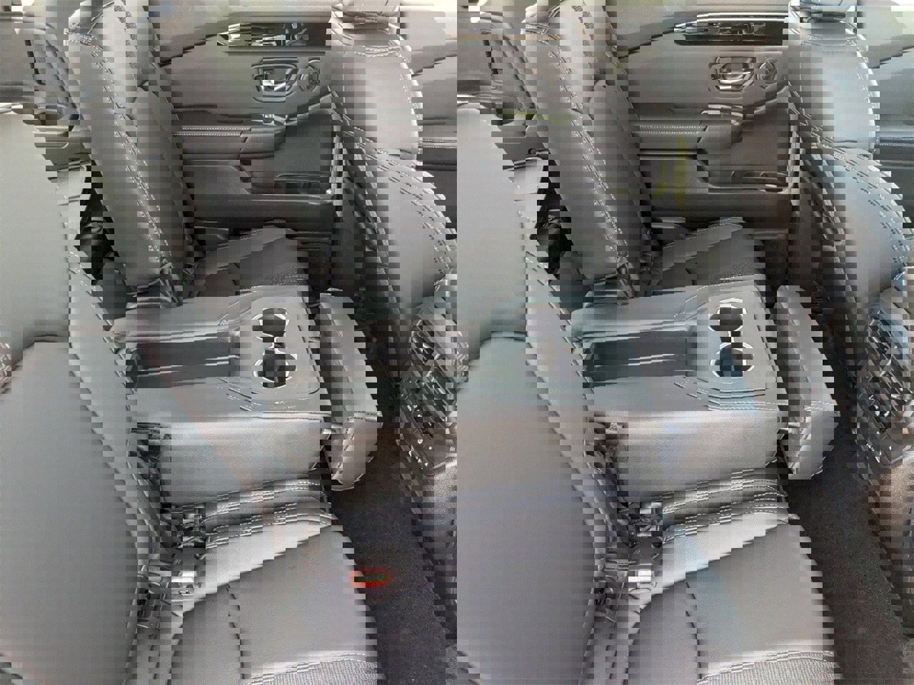 New 2025 Honda Pilot EX-L image 9