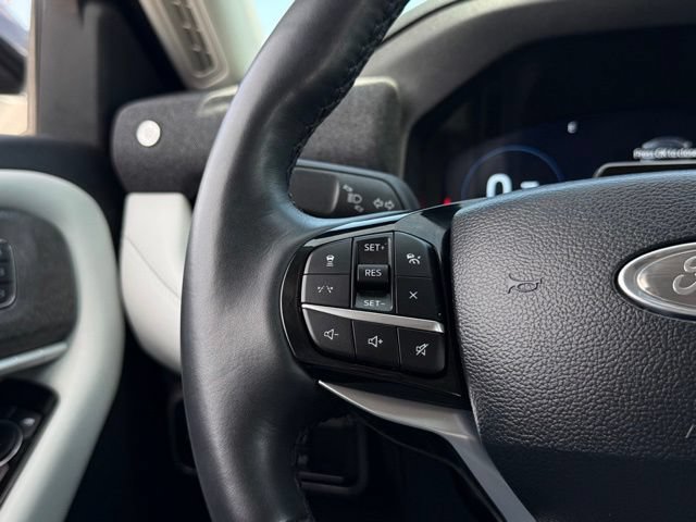 Used 2025 Ford Explorer Platinum w/ LUX Leather Package AWD/4WD image 11