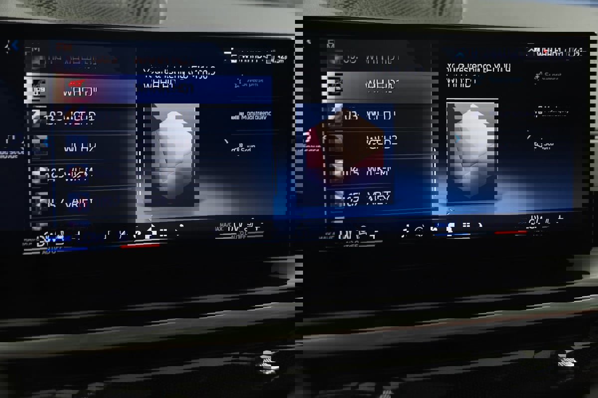 Used 2024 BMW X6 xDrive40i image 45