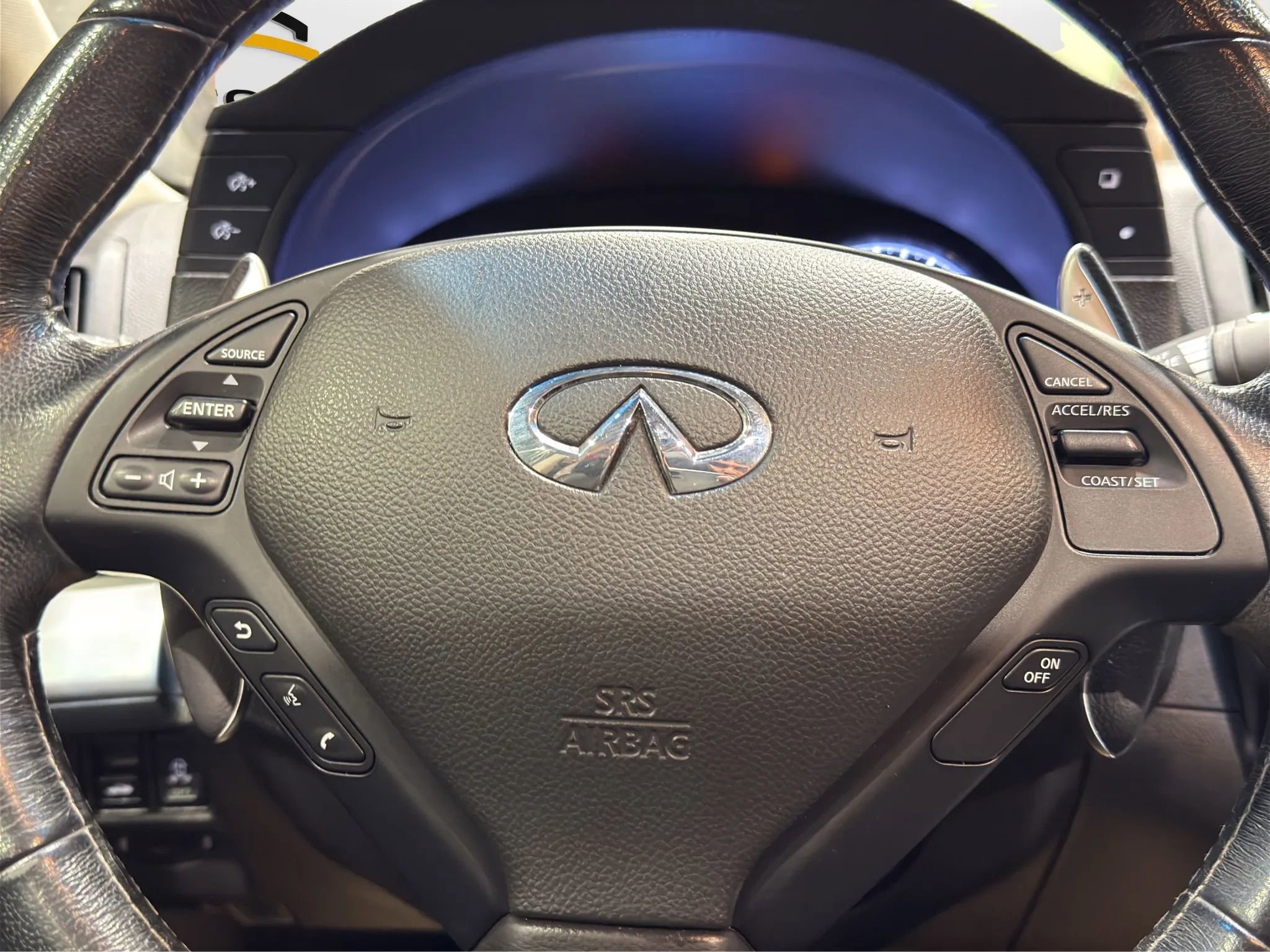 Used 2013 INFINITI G37 Journey w/ Premium Pkg image 12