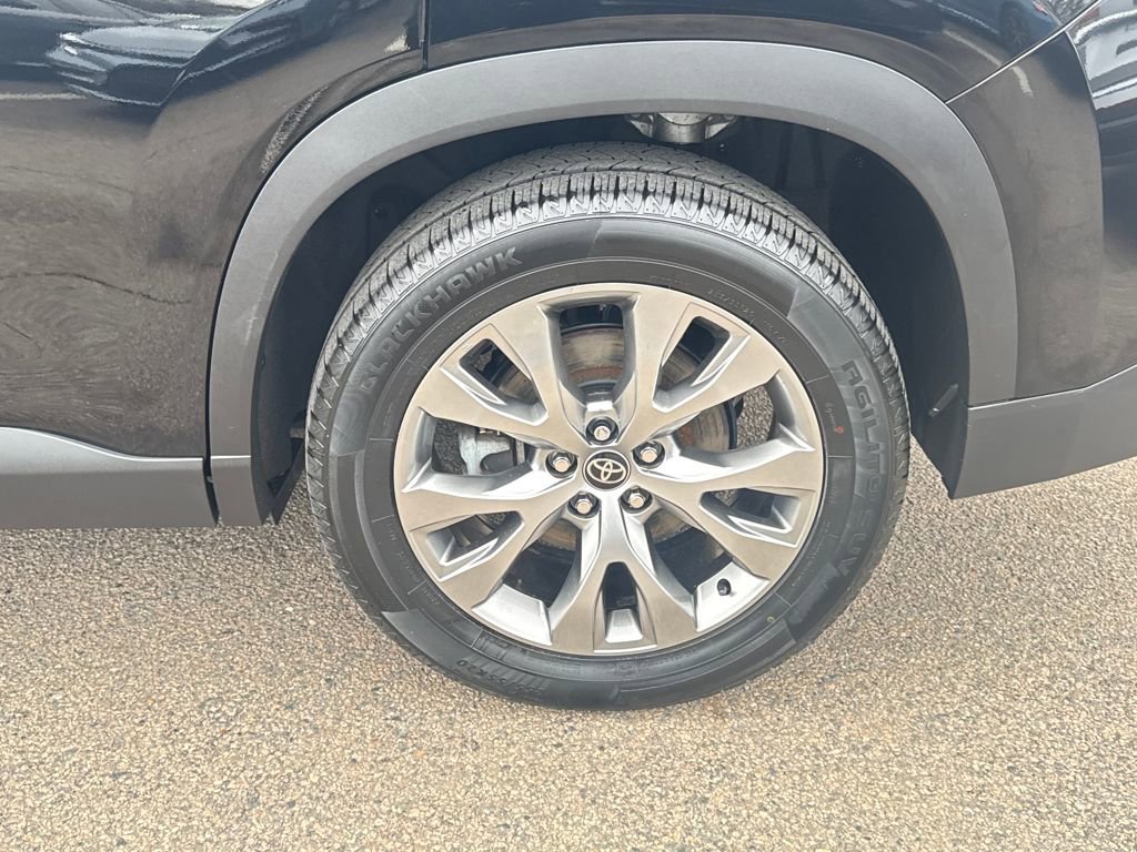 Used 2024 Toyota Grand Highlander Limited image 42