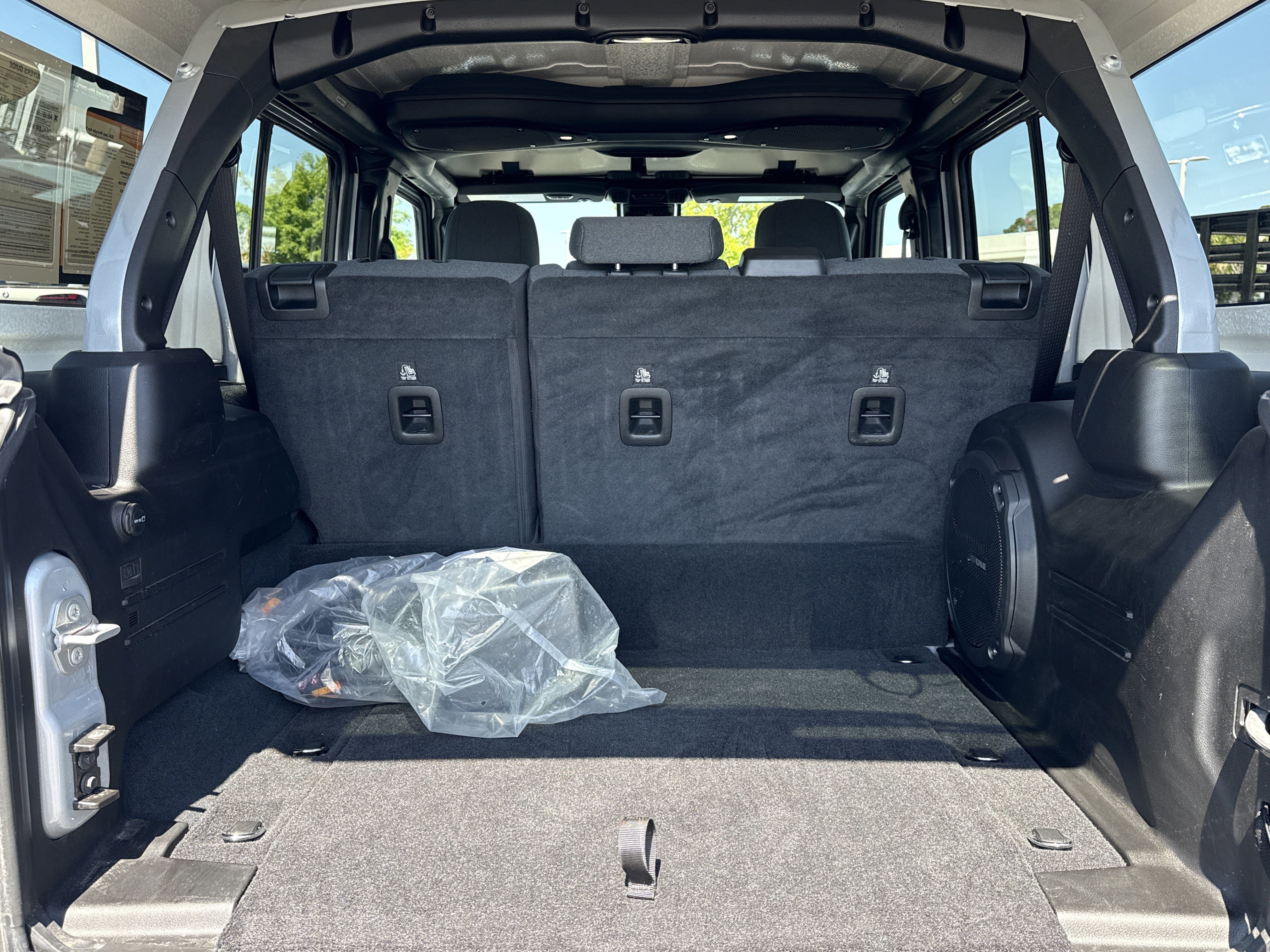 Used 2024 Jeep Wrangler Sahara w/ Technology Group image 31