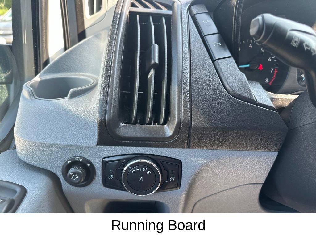 Used 2019 Ford Transit 150 XLT RWD image 41