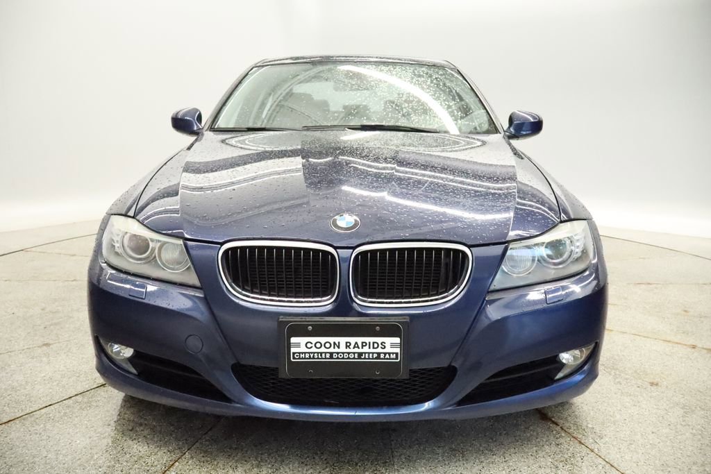 Used 2011 BMW 328i xDrive Sedan image 9