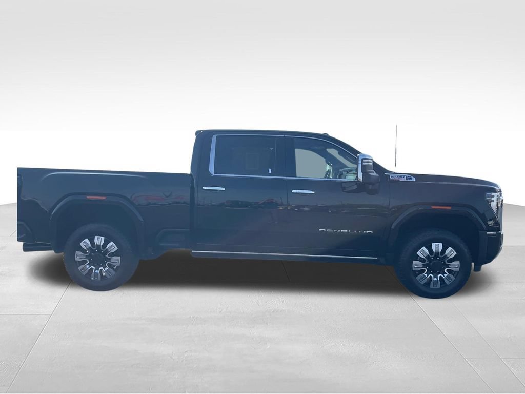 Used 2025 GMC Sierra 2500 Denali w/ Denali Reserve Package AWD/4WD image 6