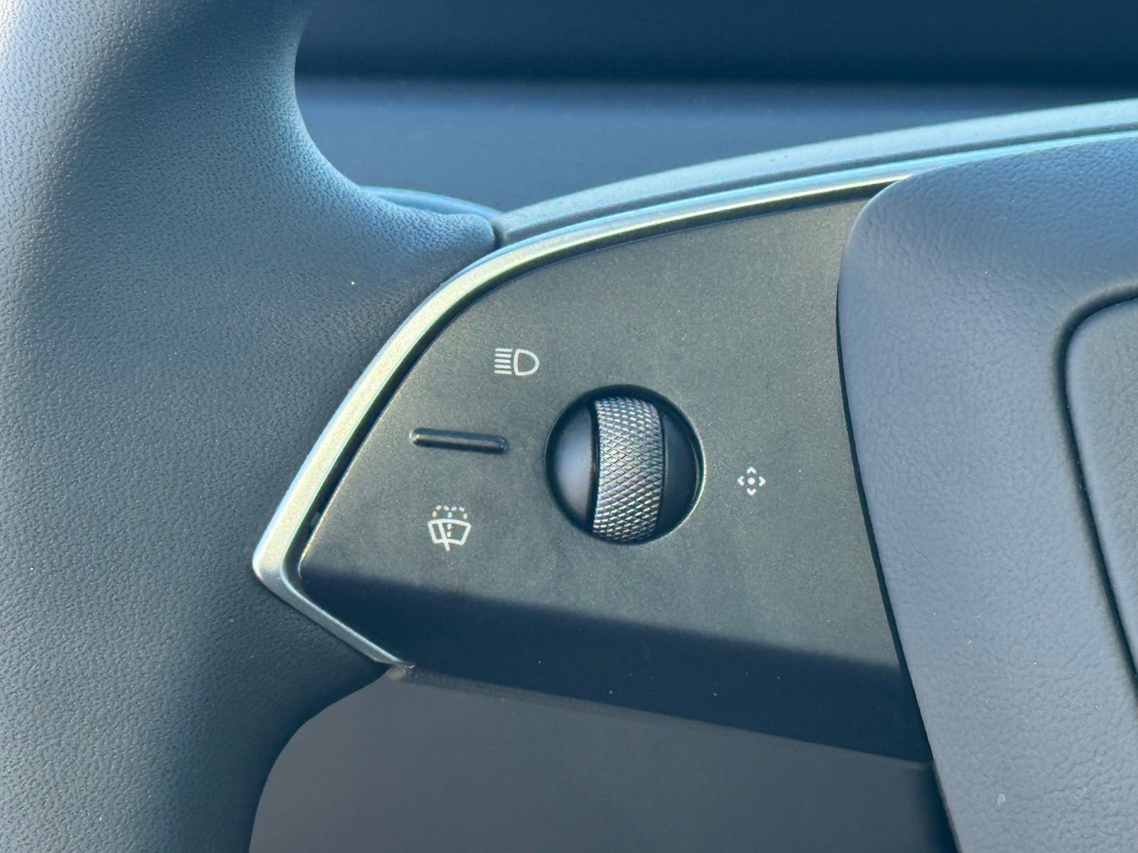 Used 2026 Tesla Model Y Long Range image 26