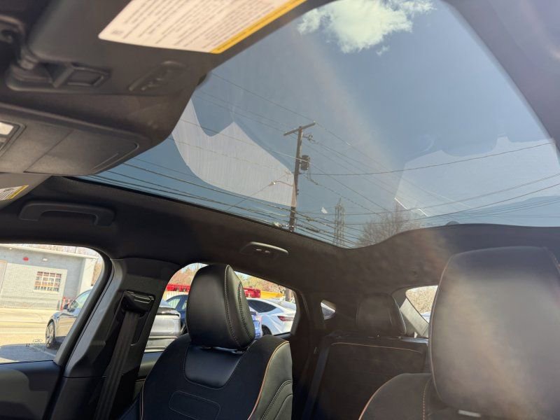Used 2022 Ford Mustang Mach-E GT AWD/4WD image 19