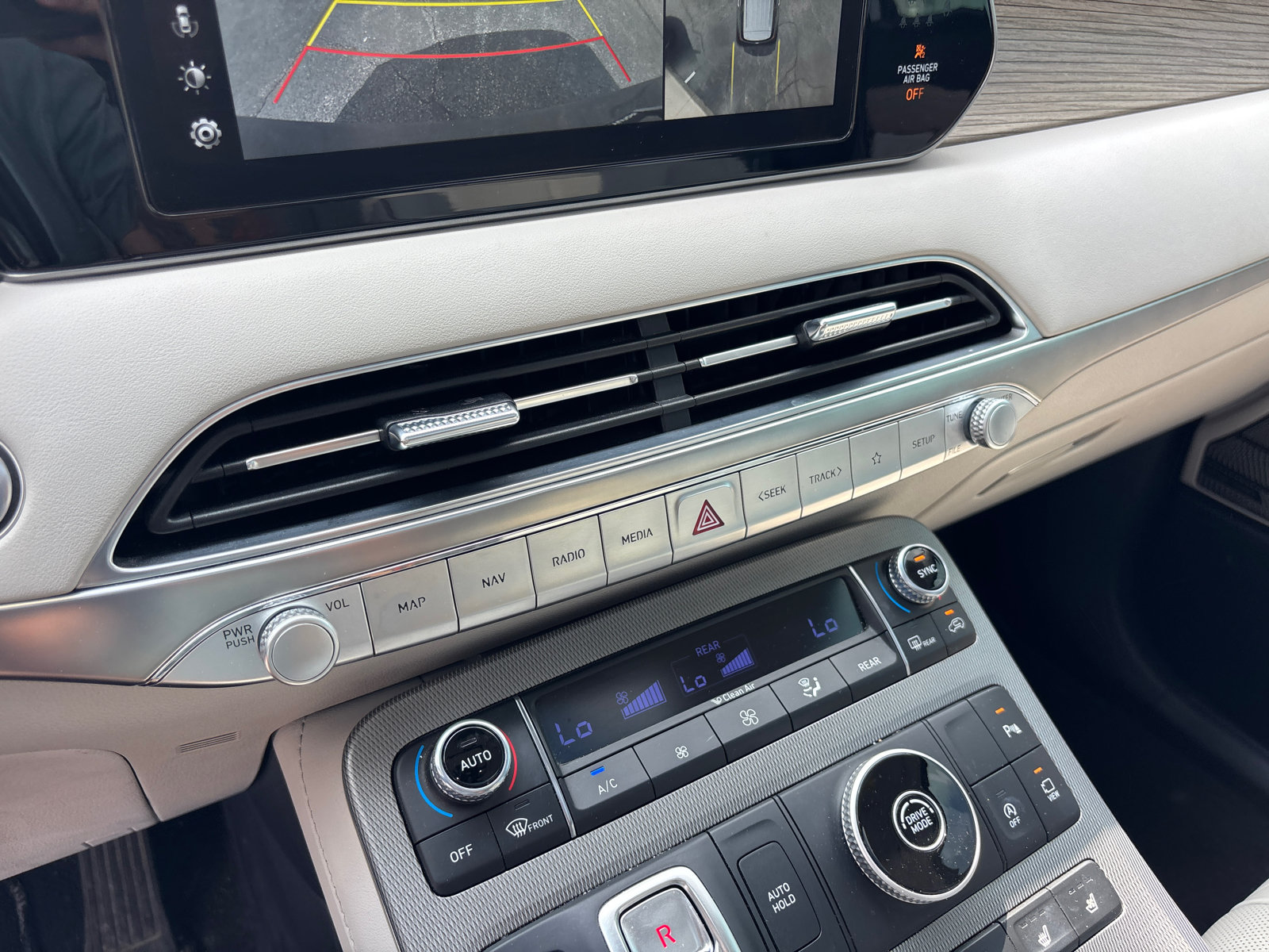 Used 2021 Hyundai Palisade Limited FWD image 21