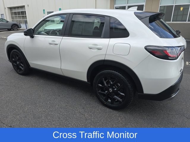 Used 2024 Honda HR-V Sport image 5