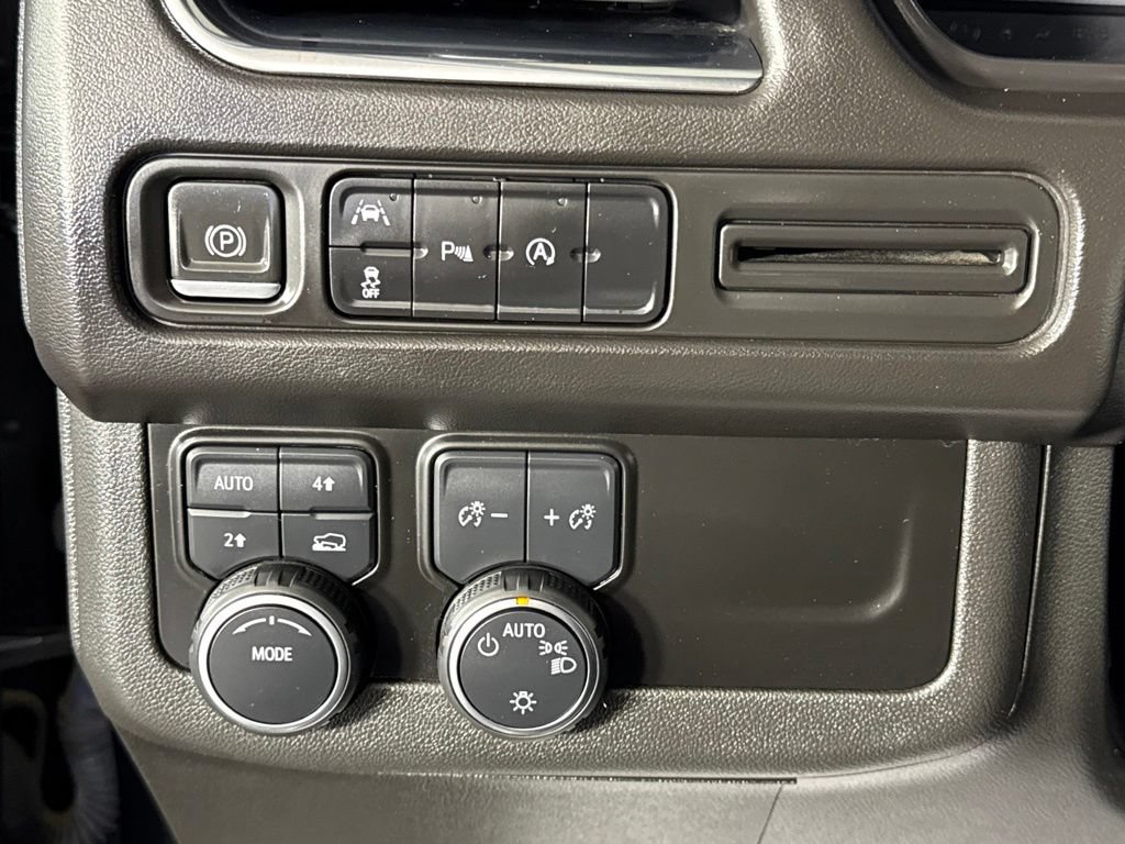 Used 2023 Chevrolet Tahoe LT AWD/4WD image 45