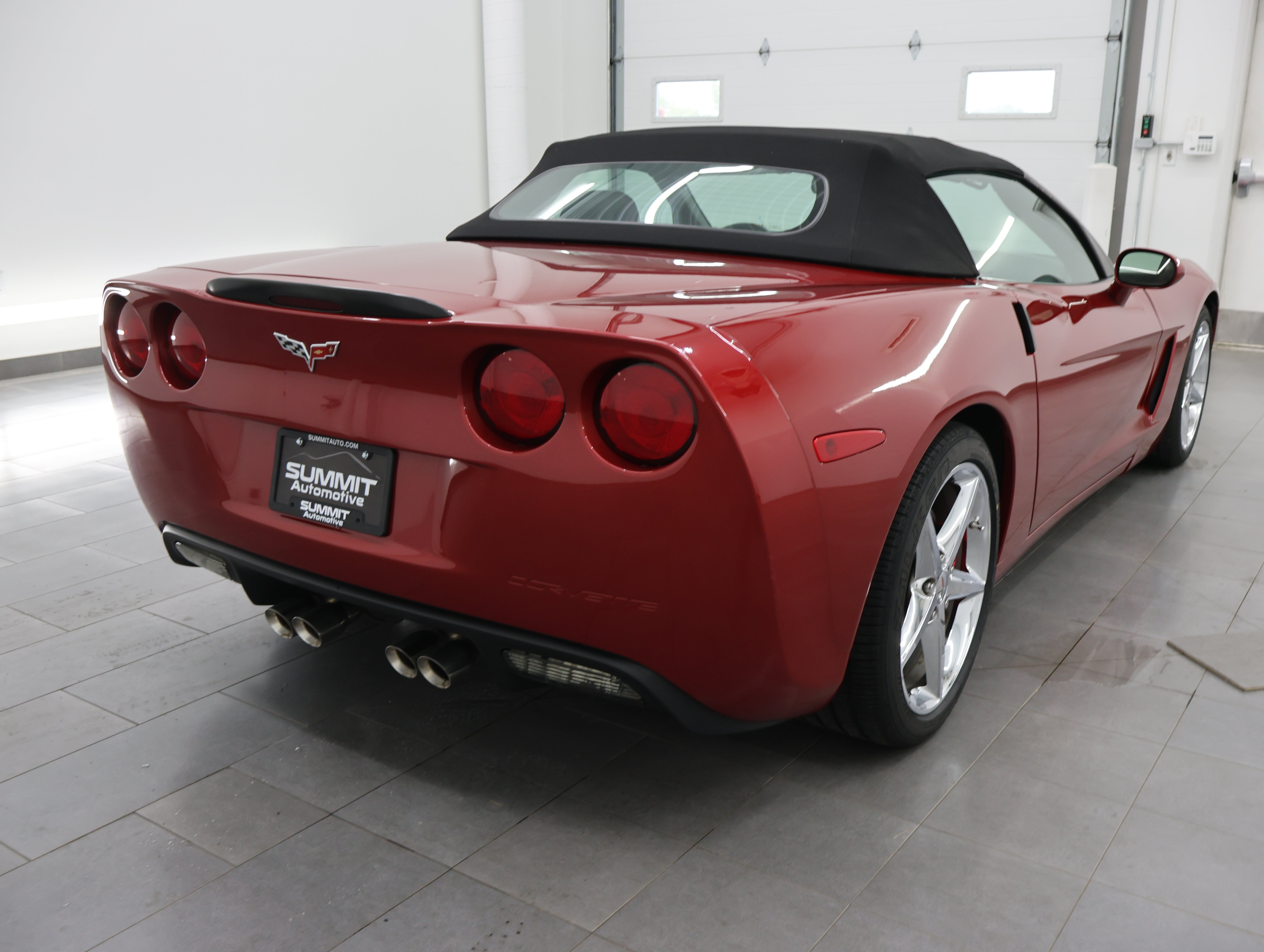 Used 2012 Chevrolet Corvette Convertible w/ 3LT Preferred Equipment Group RWD image 5