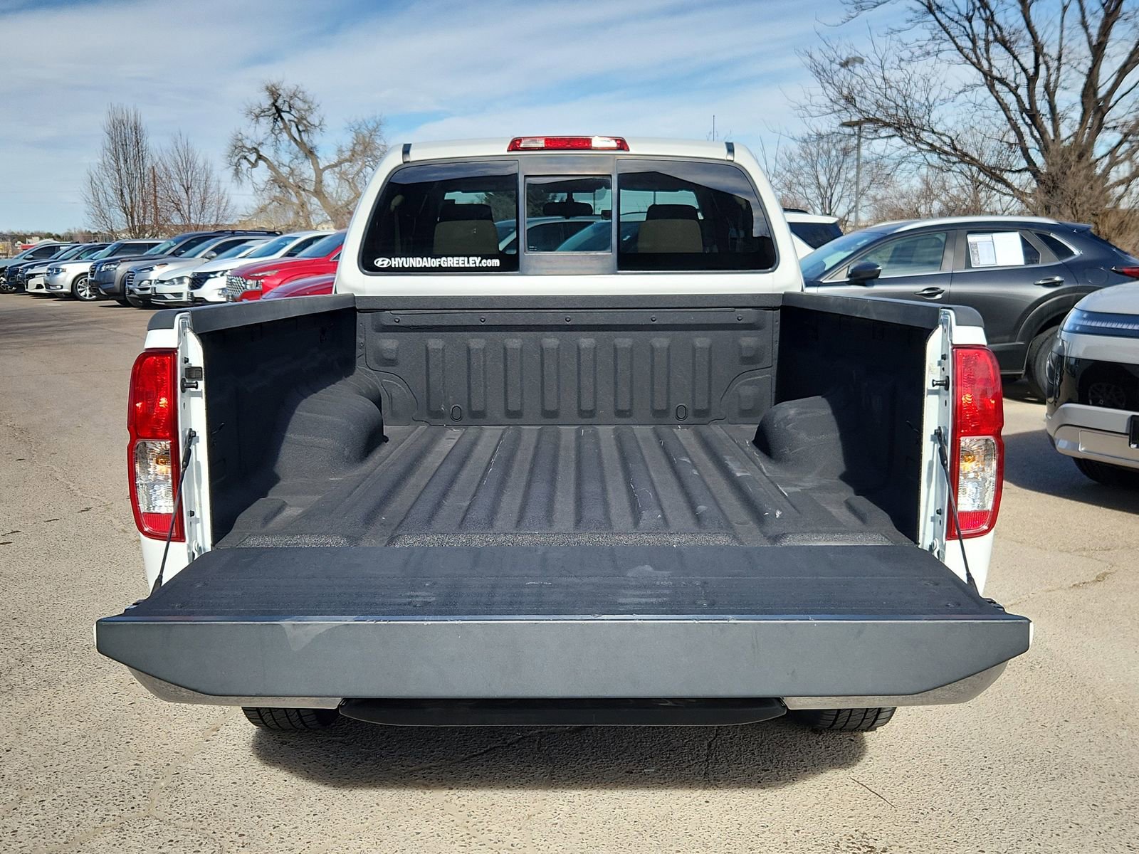 Used 2017 Nissan Frontier SV image 13