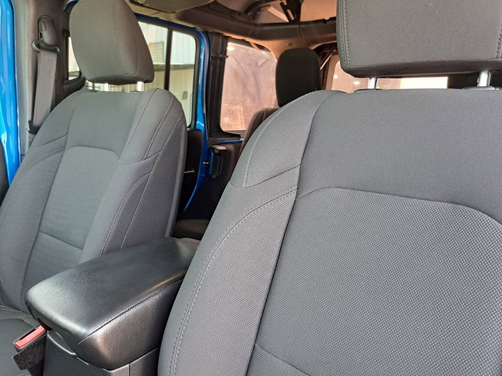 Used 2021 Jeep Wrangler Unlimited Sport AWD/4WD image 17
