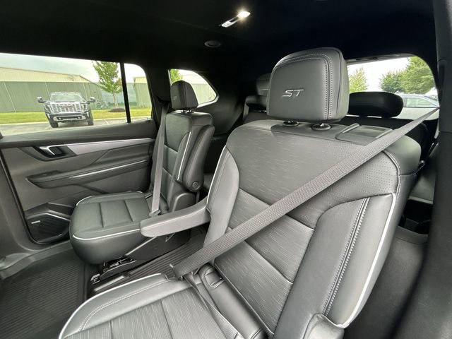 New 2026 Buick Enclave Sport Touring w/ LPO, Floor Liner Package image 42