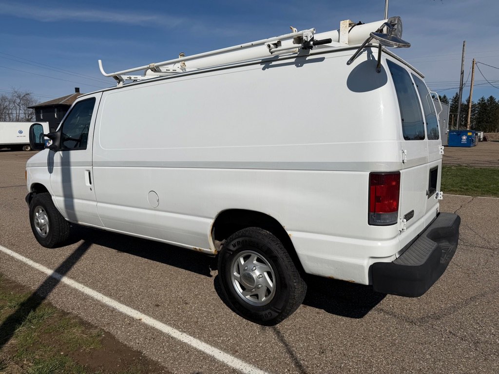 Used 2007 Ford E-250 and Econoline 250 RWD image 7