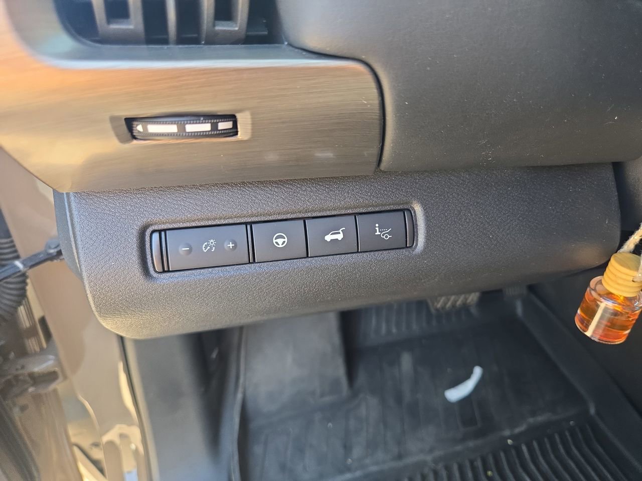Used 2024 Nissan Pathfinder Platinum w/ Cargo Package FWD image 14