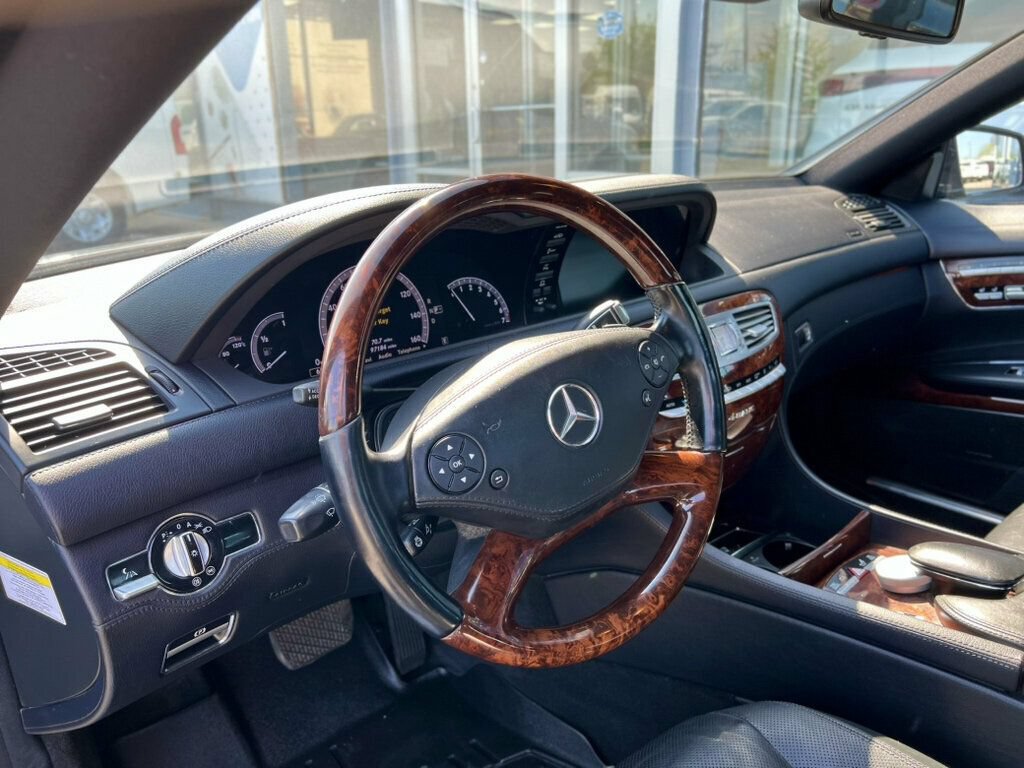 Used 2013 Mercedes-Benz CL 550 4MATIC w/ Grand Edition Pkg image 13