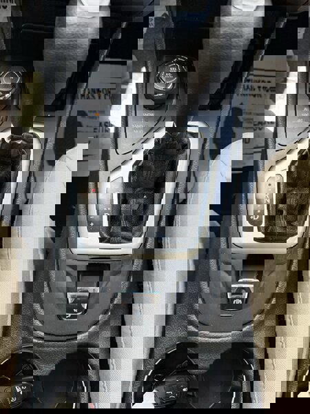 Used 2015 Jeep Cherokee Latitude w/ Comfort/Convenience Group image 16