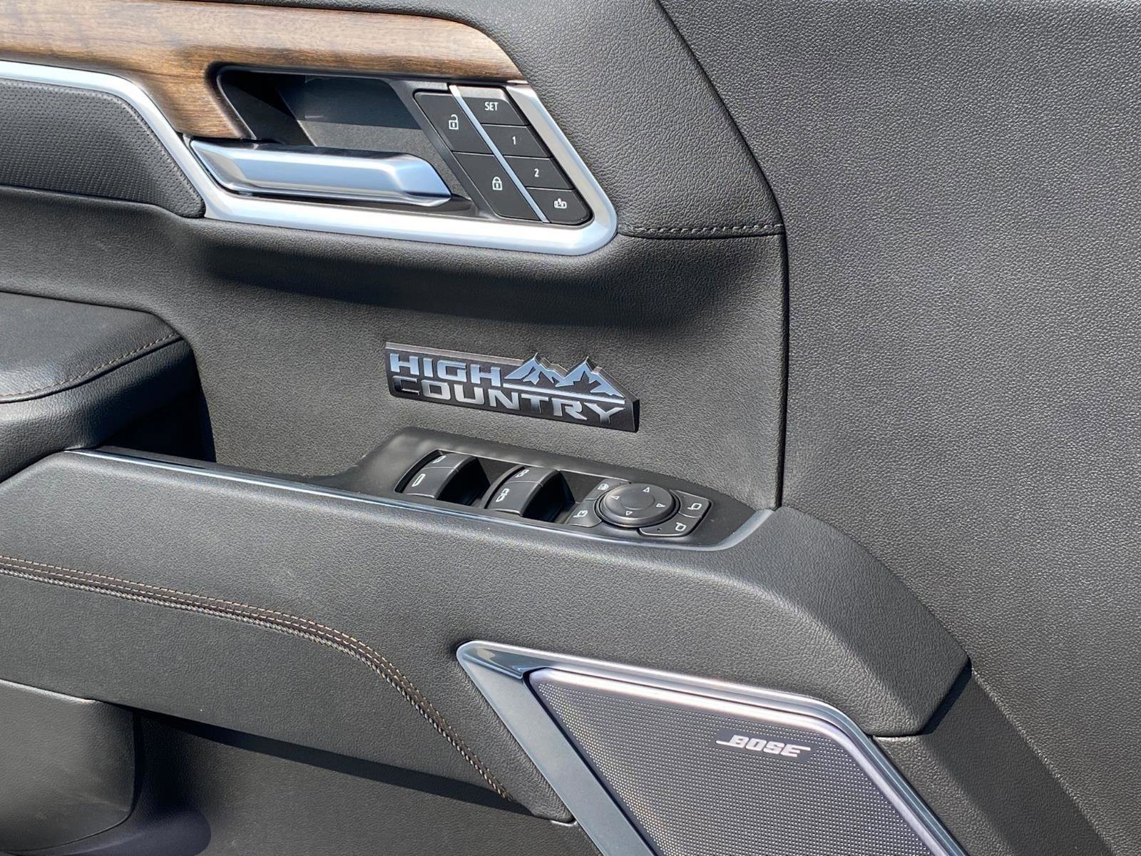 New 2026 Chevrolet Silverado 1500 High Country w/ Technology Package AWD/4WD image 23