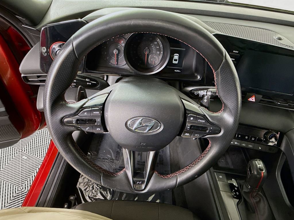 Certified 2022 Hyundai Elantra N Line image 20