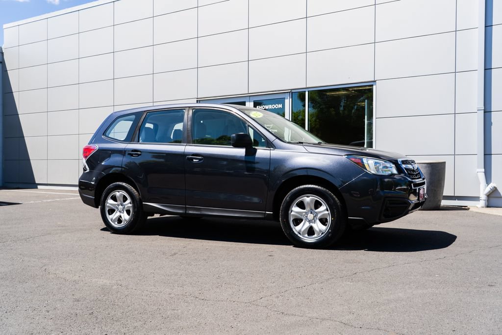 Used 2017 Subaru Forester 2.5i AWD/4WD image 28