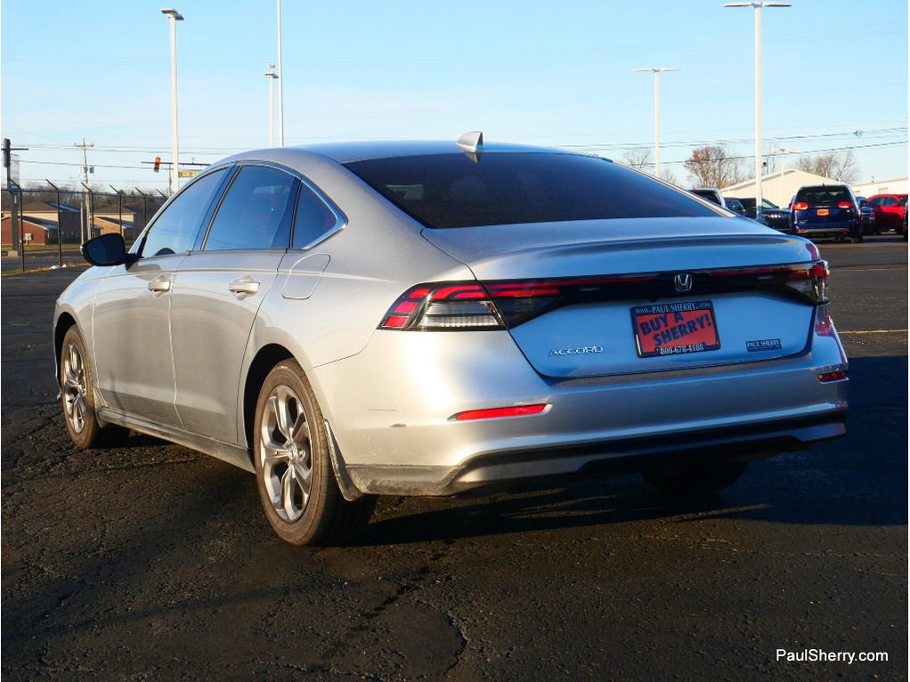 Used 2023 Honda Accord EX image 9